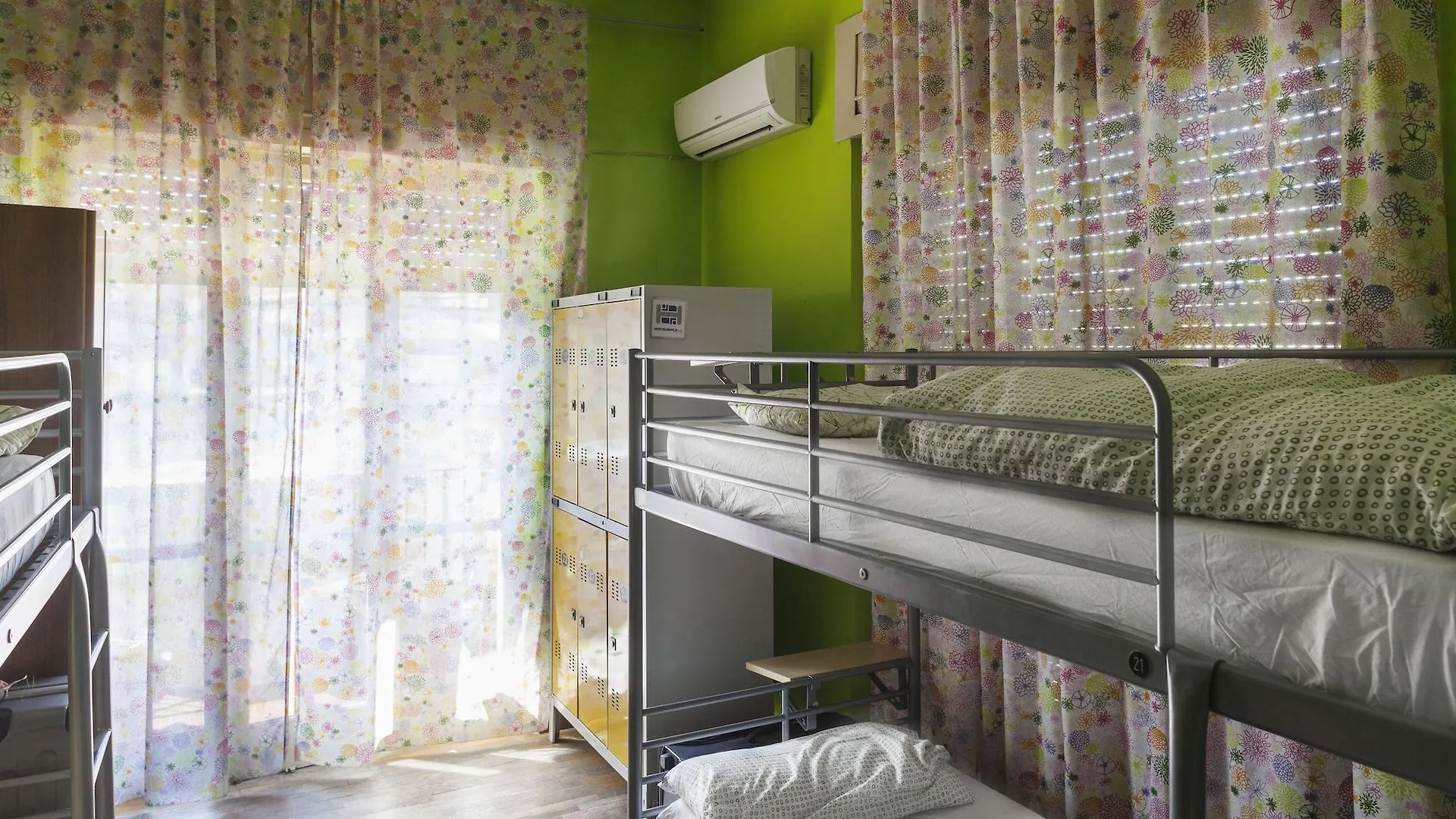 Hostel Of The Sun Naples Italy