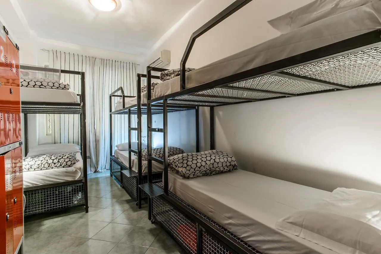 Hostel Of The Sun Naples