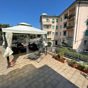 https://giuseppe-giovannetti-40.it-tuscanyhotel.com